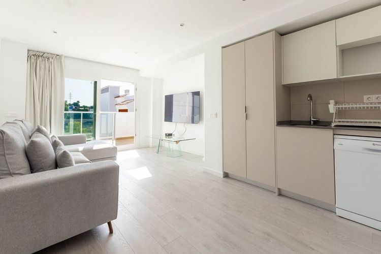 Penthouse | Resale in Torreblanca in Torreblanca, Costa del Sol - Photo 3