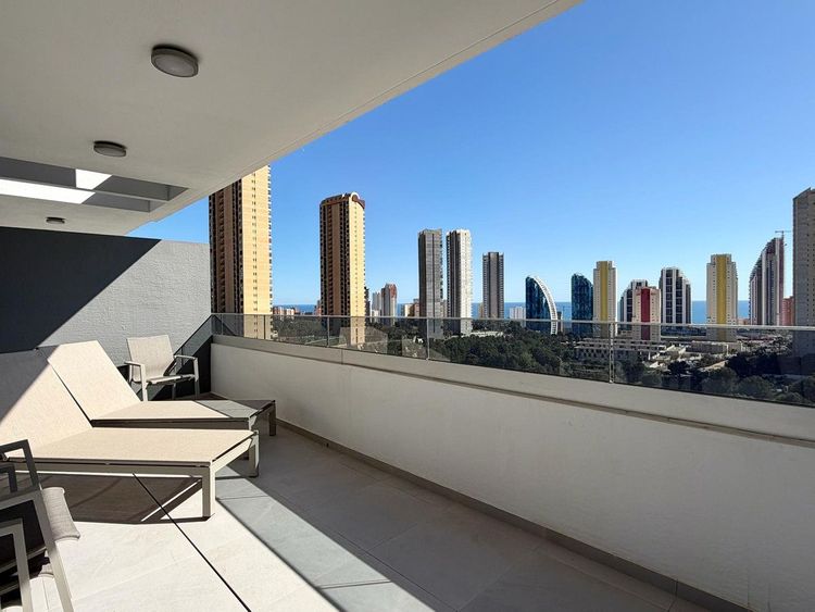 Apartment | Resale in Benidorm in Benidorm, Costa Blanca - Photo 3