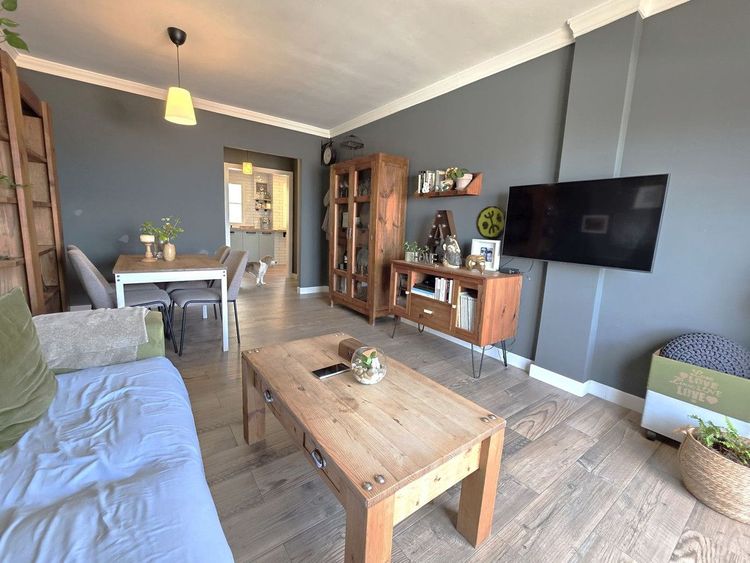Apartment | Resale in Benalmadena in Benalmadena Others, Costa del Sol - Photo 2