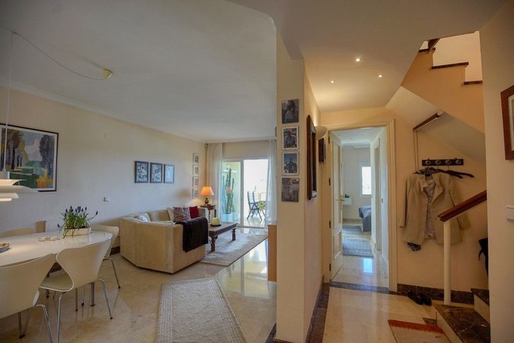 Penthouse | Resale in Estepona - Development photo 1