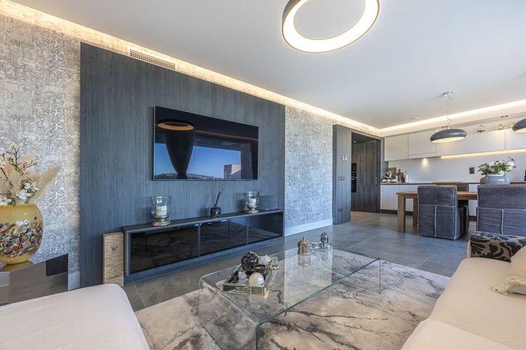 Penthouse | Resale in La Quinta in La Quinta, Costa del Sol - Photo 2