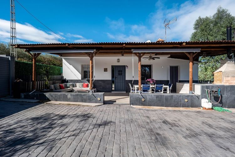 House | Resale in Alhaurín el Grande in Alhaurín el Grande, Costa del Sol - Photo 2