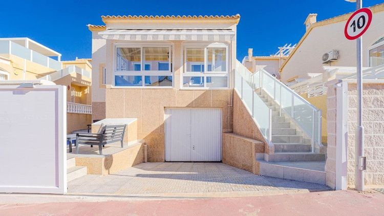House | Resale in Los Altos in Costa Blanca - Photo 5