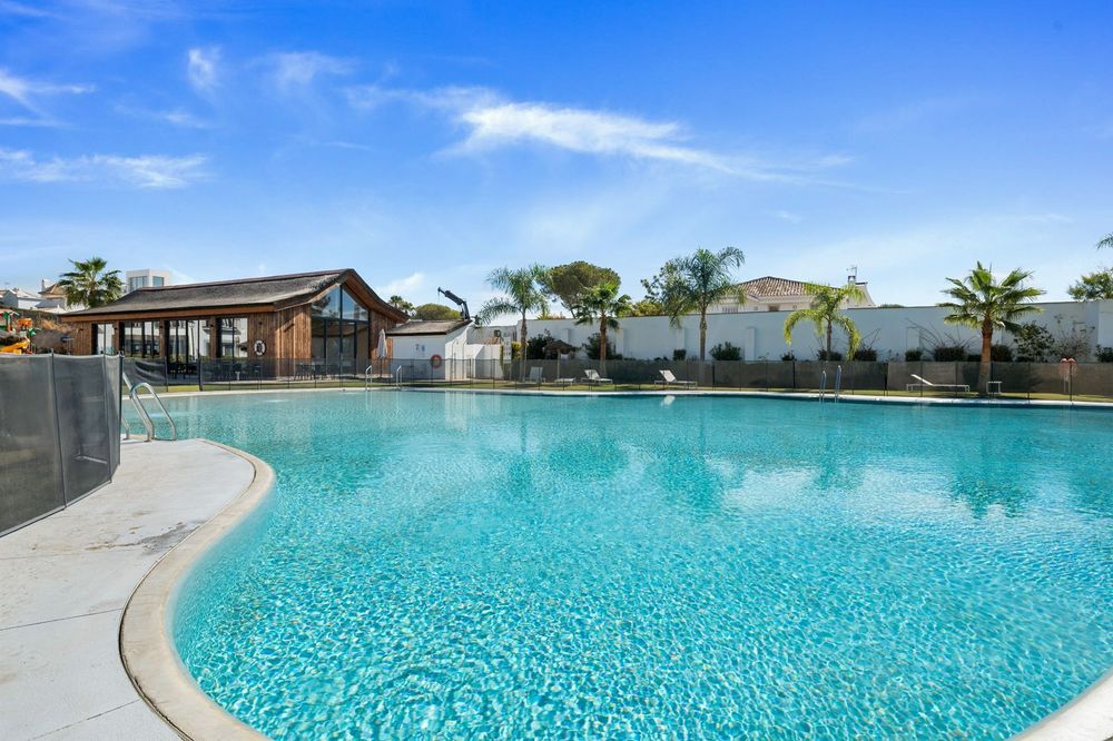 Apartment | Resale in Benahavís in Benahavís Others, Costa del Sol - Main property photo