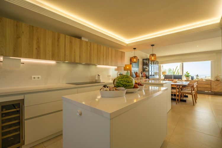 Penthouse | Resale in Estepona in Estepona, New Golden Mile Others, Costa del Sol - Photo 5