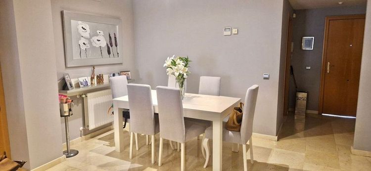 Apartment | Resale in Marbella in Marbella Others, Costa del Sol - Photo 5