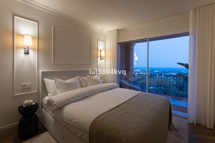 Apartment | Resale in La Quinta in La Quinta, Costa del Sol - Photo 5