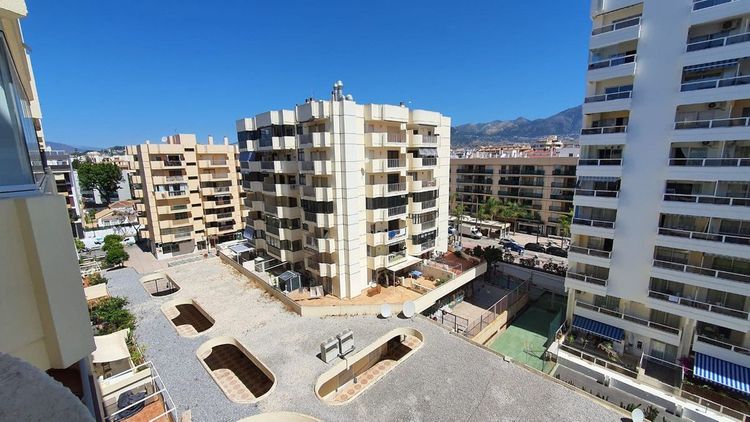 Apartment | Resale in Fuengirola in Fuengirola Others, Costa del Sol - Photo 5