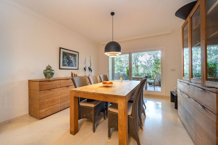 Apartment | Resale in Elviria in Elviria, Costa del Sol - Photo 2