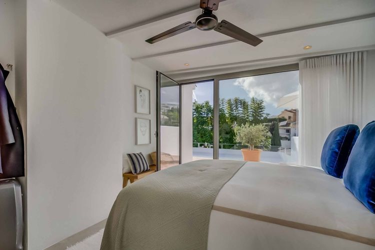 House | Resale in Benalmadena in Benalmadena Others, Costa del Sol - Photo 3