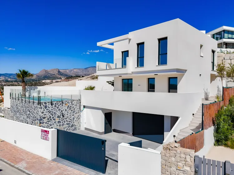 Rey Luis I 44 in Finestrat, Costa Blanca - Photo 2