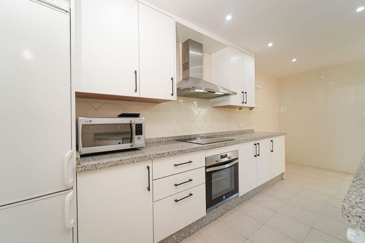 Penthouse | Resale in Elviria - Development photo 1