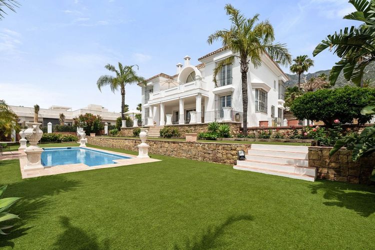 House | Resale in Sierra Blanca in Sierra Blanca, Costa del Sol - Photo 3