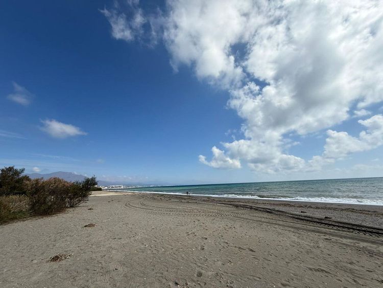 House | Resale in Manilva in Manilva Others, Costa del Sol - Photo 3
