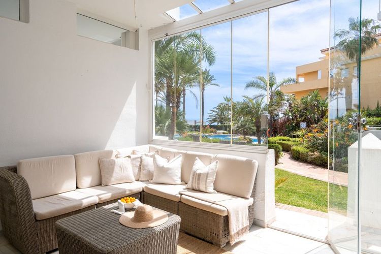 Apartment | Resale in La Cala de Mijas in La Cala de Mijas, Costa del Sol - Photo 5