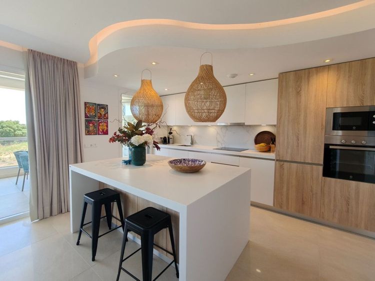 Apartment | Resale in San Roque Club in San Roque Club, Costa del Sol - Photo 5