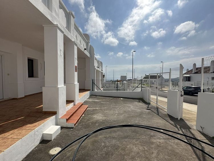 House | Resale in Doña Julia in Doña Julia, Costa del Sol - Photo 4