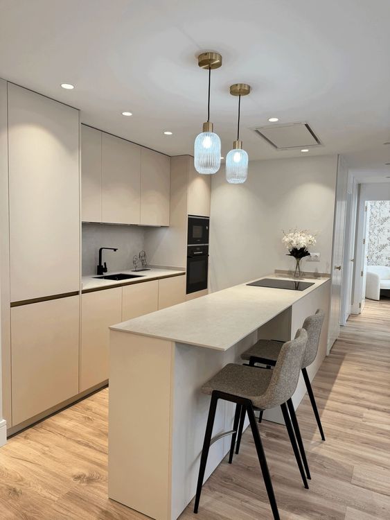 Apartment | Resale in San Pedro de Alcántara in San Pedro de Alcántara Others, Costa del Sol - Photo 3