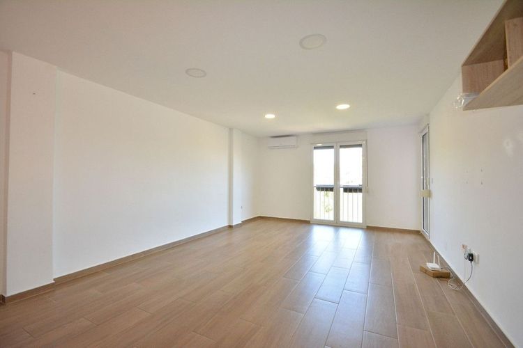 Apartment | Resale in Guardamar del Segura in Guardamar del Segura, Costa Blanca - Photo 3