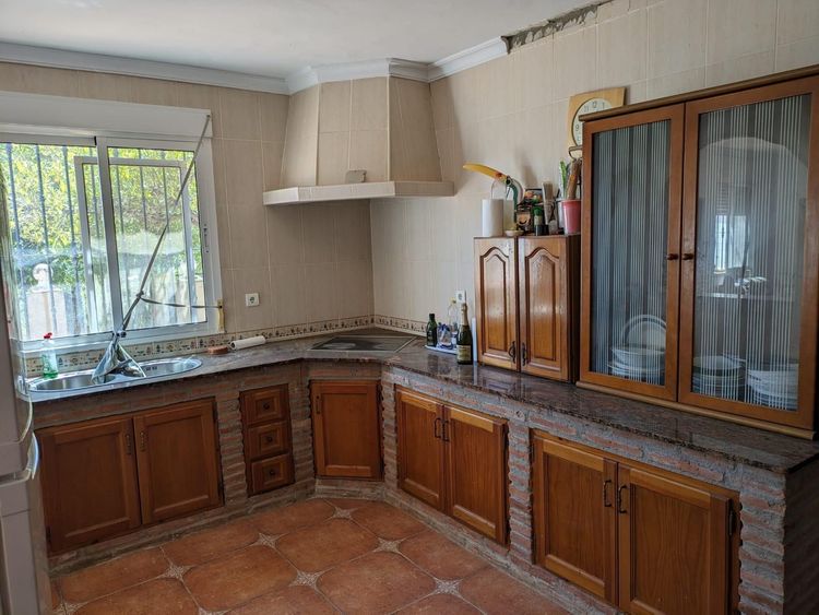 House | Resale in Alora in Alora, Costa del Sol - Photo 4