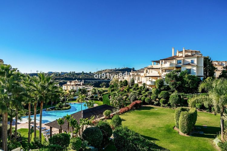 Apartment | Resale in Los Arqueros - Development photo 1