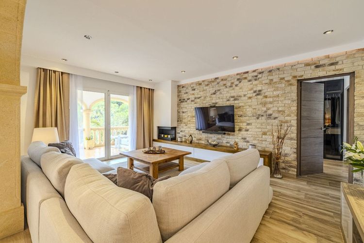 House | Resale in Javea in Javea, Costa Blanca - Photo 4