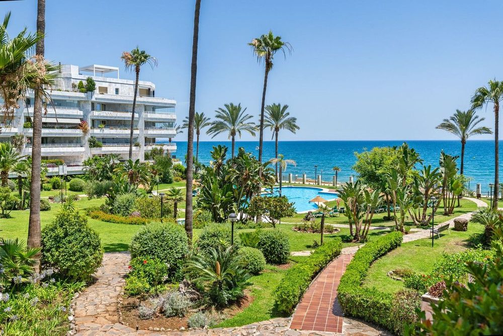 Apartment | Resale in Marbella in Marbella Others, Costa del Sol - Main property photo