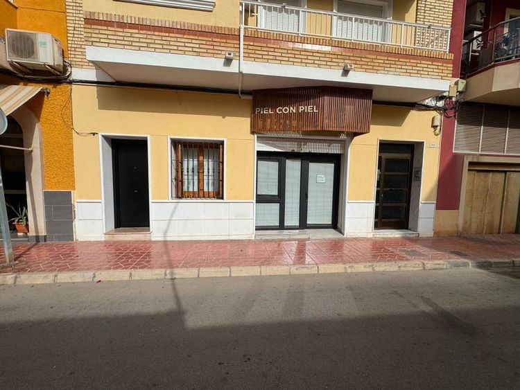 Apartment | Resale in Guardamar del Segura in Guardamar del Segura, Costa Blanca - Photo 4
