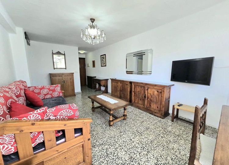 Apartment | Resale in Benalmadena Costa in Benalmadena Costa, Costa del Sol - Photo 5