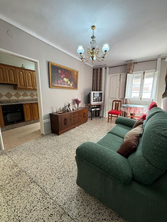House | Resale in Guaro in Guaro, Costa del Sol - Photo 2