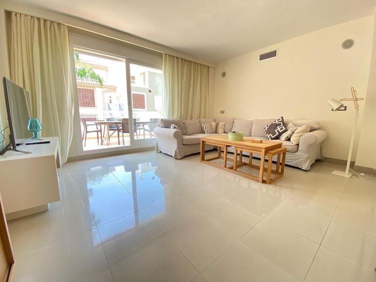 Penthouse | Resale in El Paraiso in El Paraiso, Costa del Sol - Photo 5