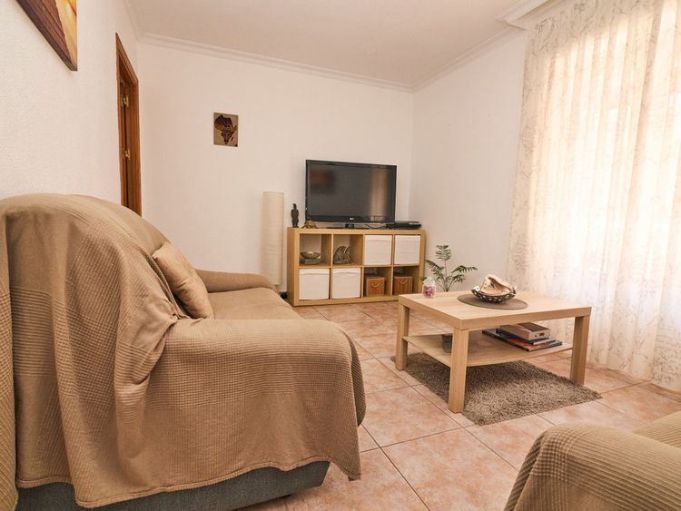 Apartment | Resale in Torrevieja in Torrevieja, Costa Blanca - Photo 5
