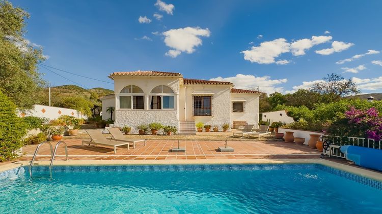 House | Resale in Almogía - Development photo 1