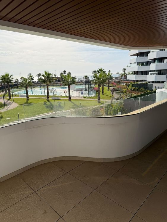 Apartment | Resale in Los Alamos in Los Alamos, Playamar, Costa del Sol - Photo 4