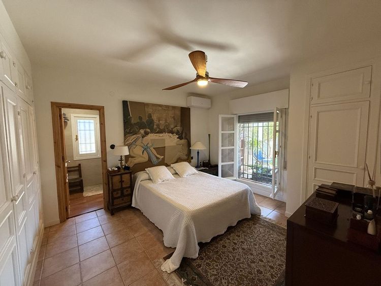 House | Resale in Torremolinos in Torremolinos Others, Torremolinos, Costa del Sol - Photo 4