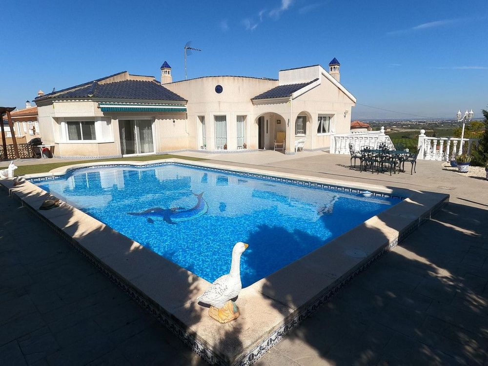 House | Resale in Algorfa in Algorfa, Costa Blanca - Main property photo