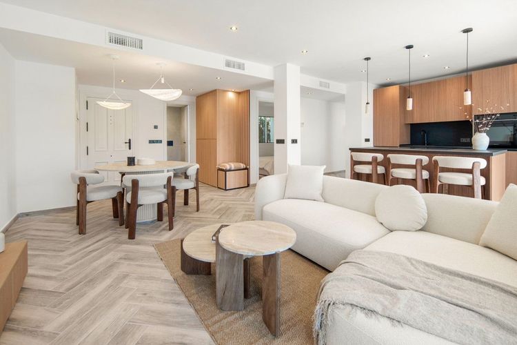 Penthouse | Resale in La Quinta in La Quinta, Costa del Sol - Photo 2