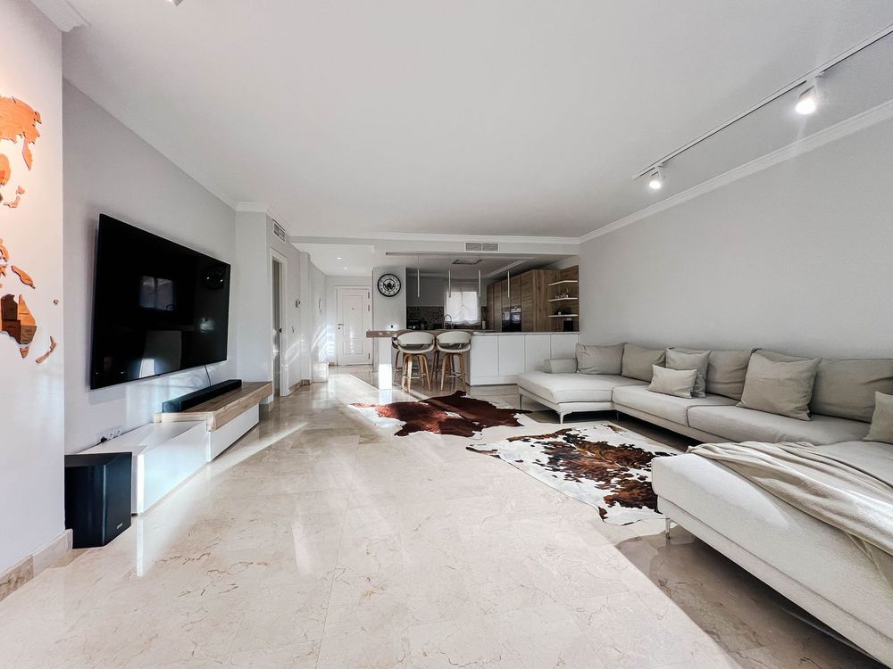 Apartment | Resale in Atalaya in Atalaya, Costa del Sol - Main property photo