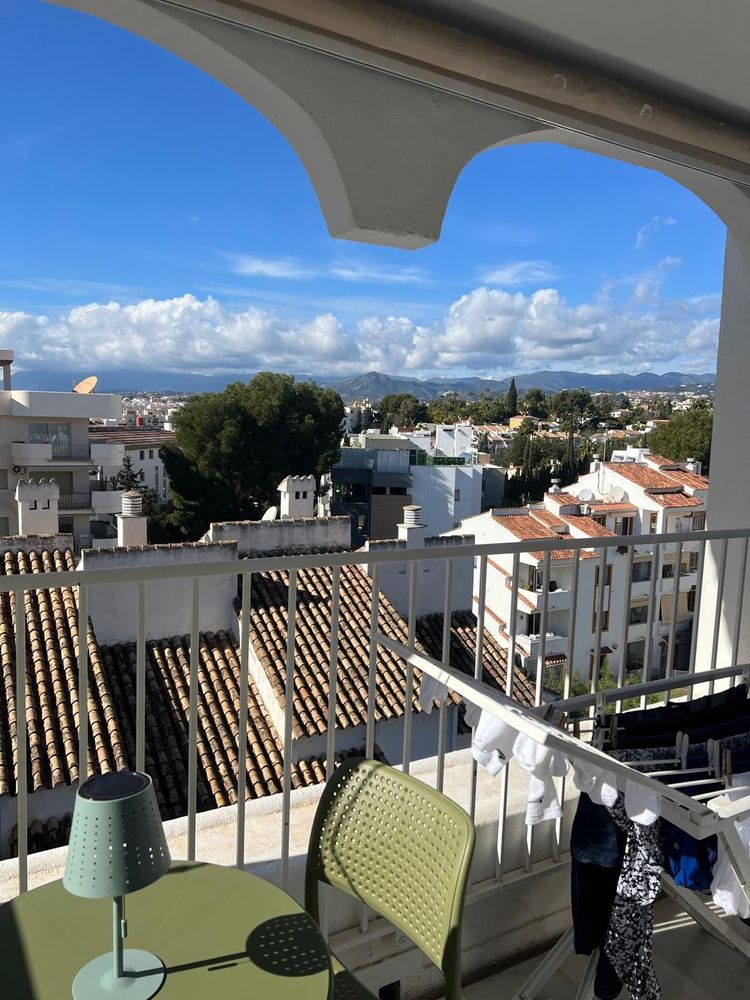 Apartment | Resale in Nueva Andalucía in Nueva Andalucía, Costa del Sol - Main property photo