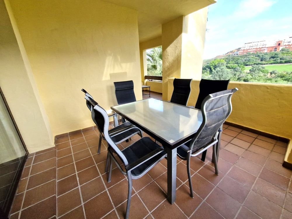 Apartment | Resale in San Luis de Sabinillas in San Luis de Sabinillas, Costa del Sol - Main property photo