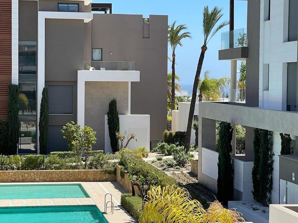Apartment | Resale in New Golden Mile in New Golden Mile, Costa del Sol - Main property photo