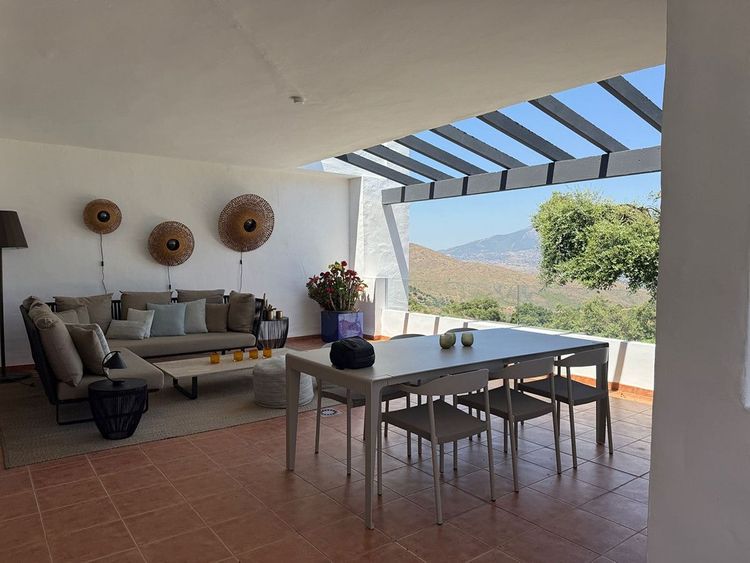 Apartment | Resale in La Mairena in La Mairena, Costa del Sol - Photo 3