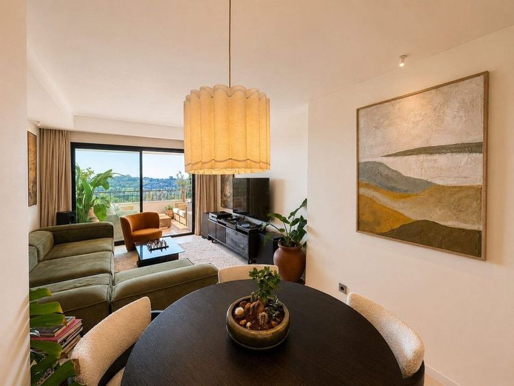 Apartment | Resale in La Quinta in La Quinta, Costa del Sol - Photo 2