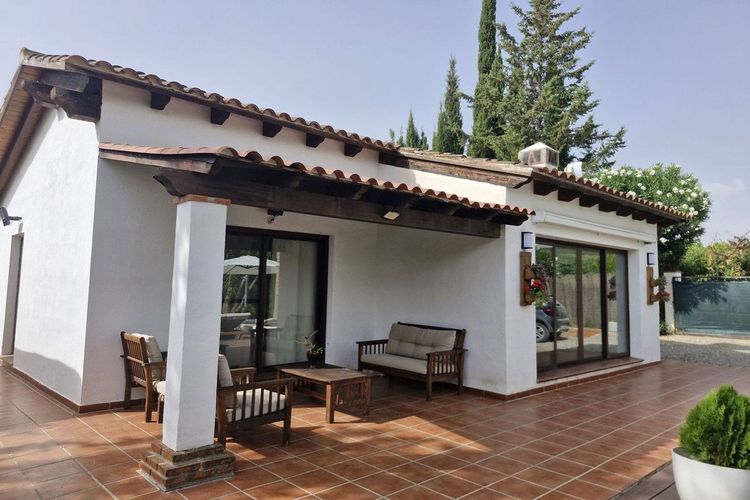 House | Resale in Coín in Coín, Costa del Sol - Photo 2