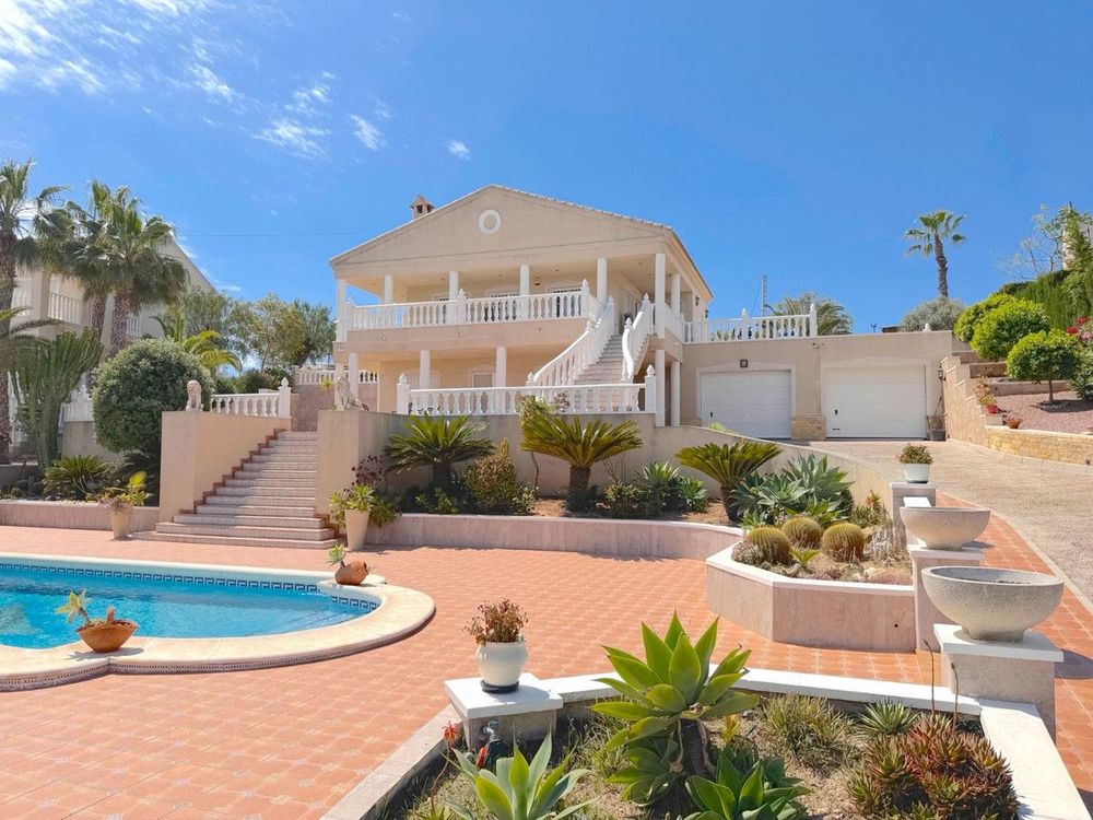 House | Resale in Algorfa in Algorfa, Costa Blanca - Main property photo