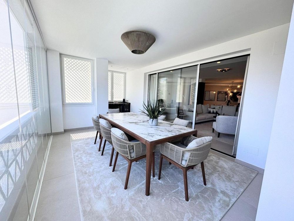 Apartment | Resale in Puerto Banús in Puerto Banús, Nueva Andalucía, Costa del Sol - Main property photo