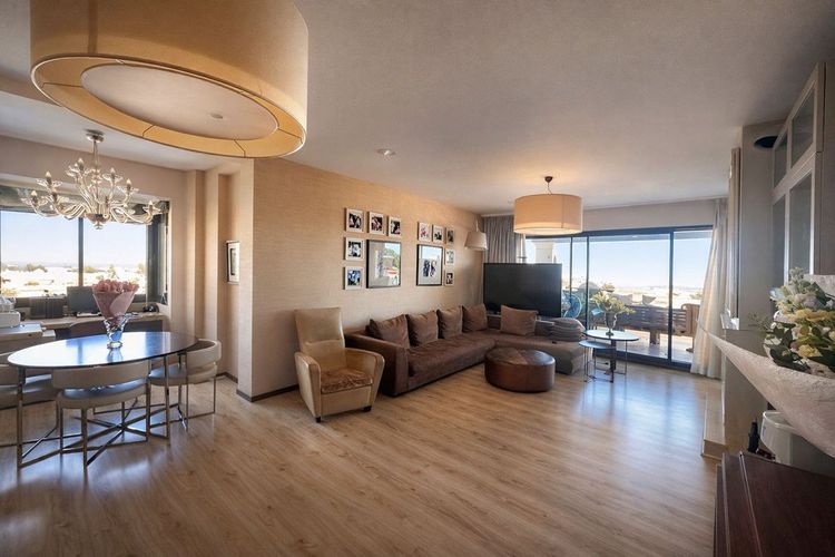 Penthouse | Resale in Benahavís in Benahavís Others, Costa del Sol - Photo 4