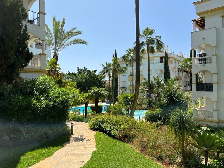 Apartment | Resale in Marbella - Development photo 1