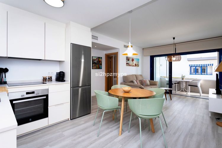 Apartment | Resale in Torrox in Torrox, Costa del Sol - Photo 3