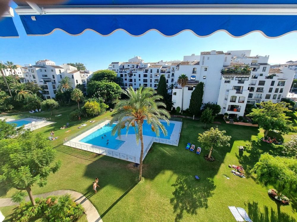 Apartment | Resale in Puerto Banús in Puerto Banús, Costa del Sol - Main property photo
